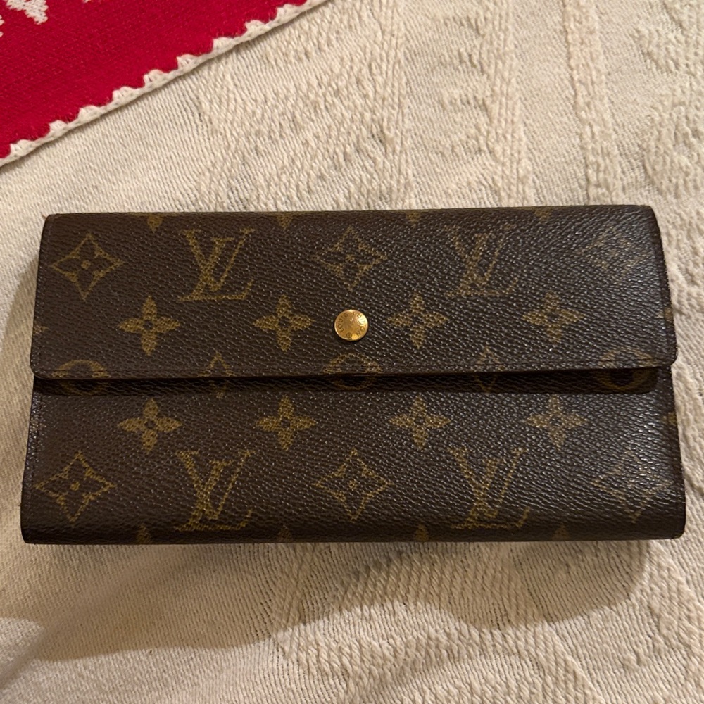 EUC Louis Vuitton Porte Tresor Brown Monogram Wallet - Picture 3 of 12